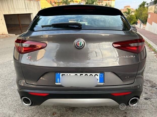 Alfa Romeo Stelvio 2.2 Turbodiesel 180 CV Executiv