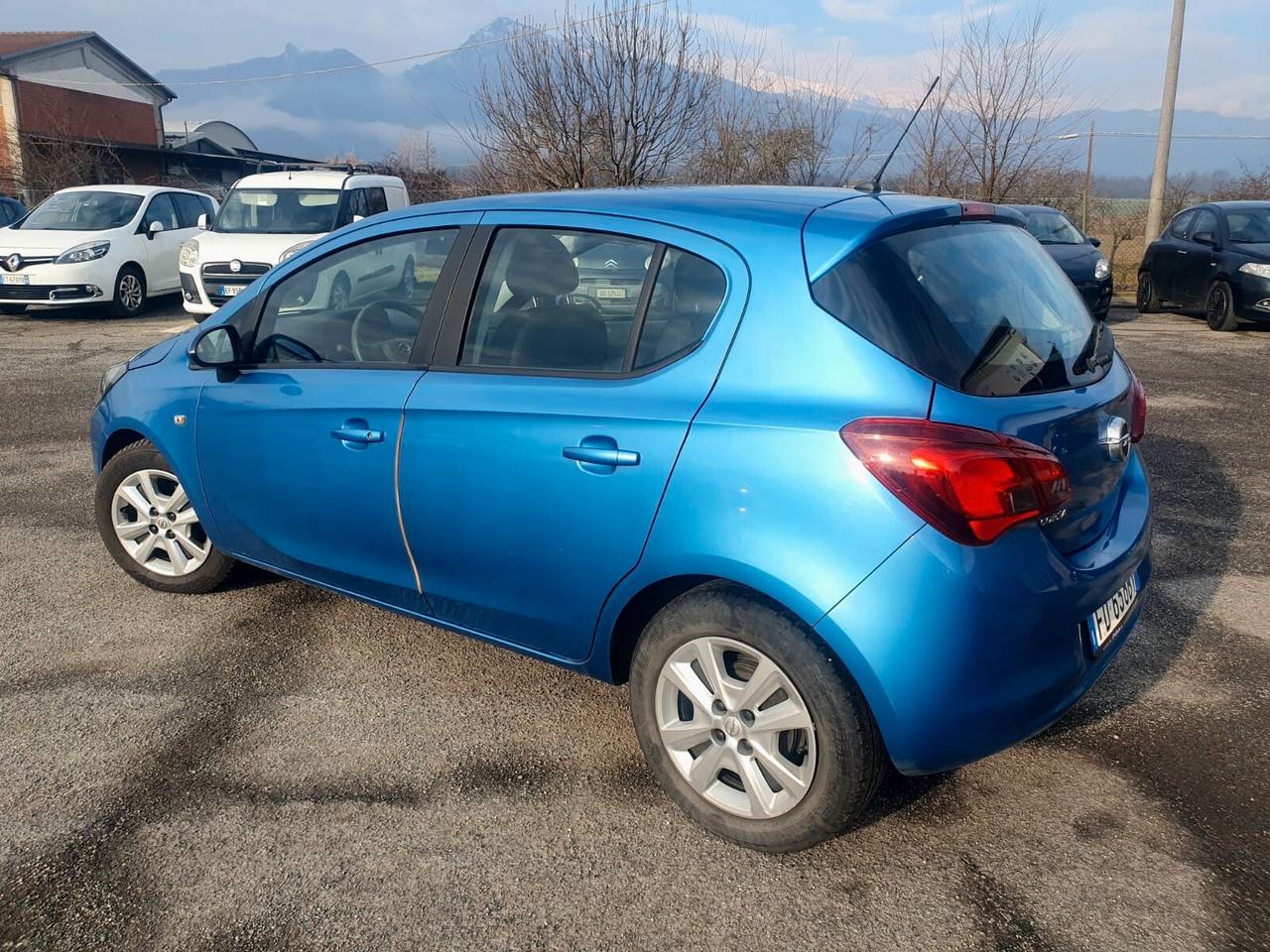 Opel Corsa 1.2 5 porte