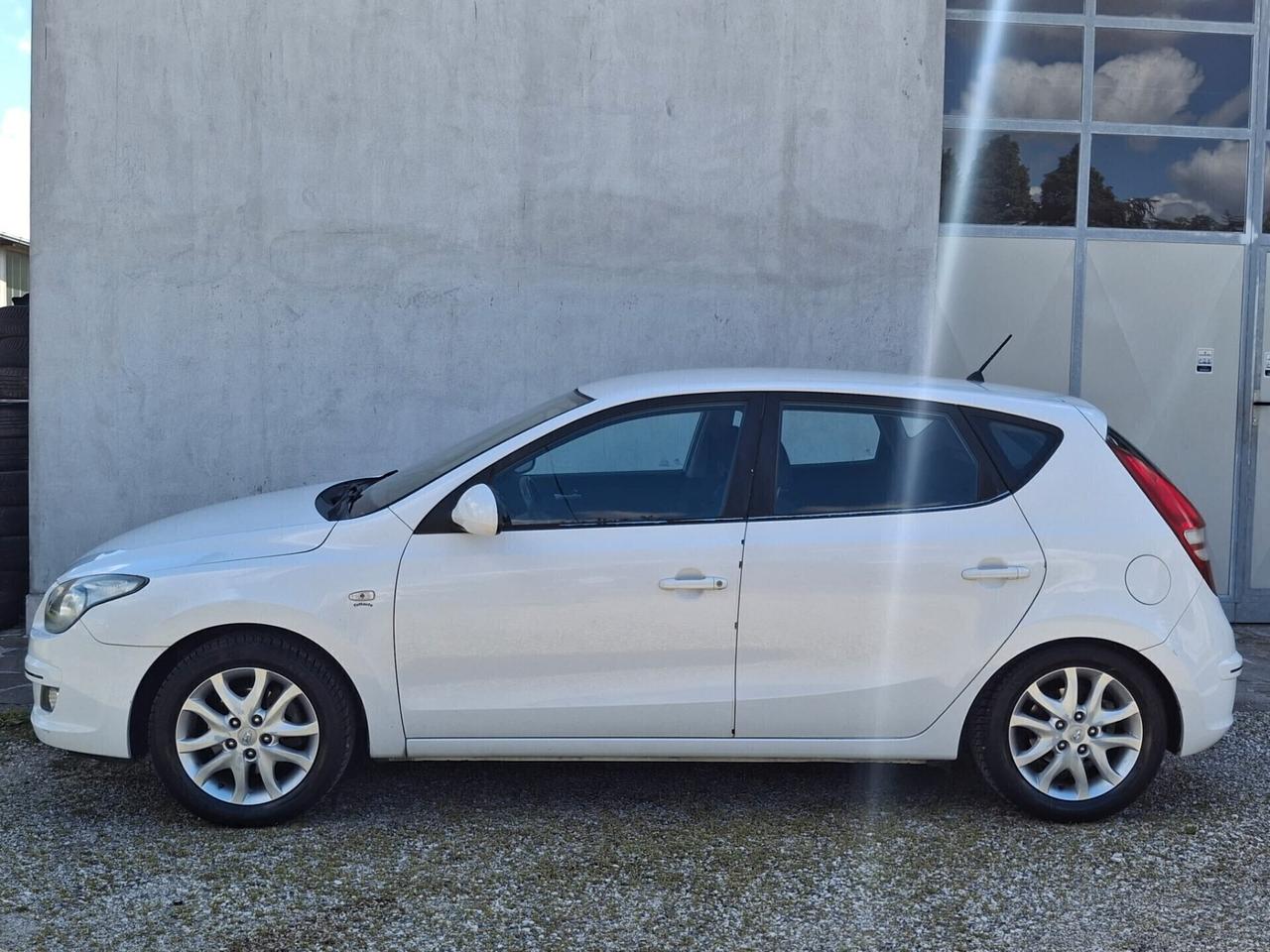 Hyundai i30 1.4 BlueDrive GPL Comfort