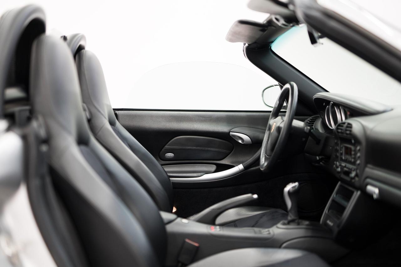 Porsche Boxster 3.2i 24V cat S