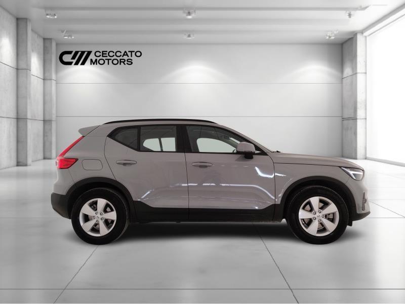 Volvo XC40 2.0 B3 Essential automatico