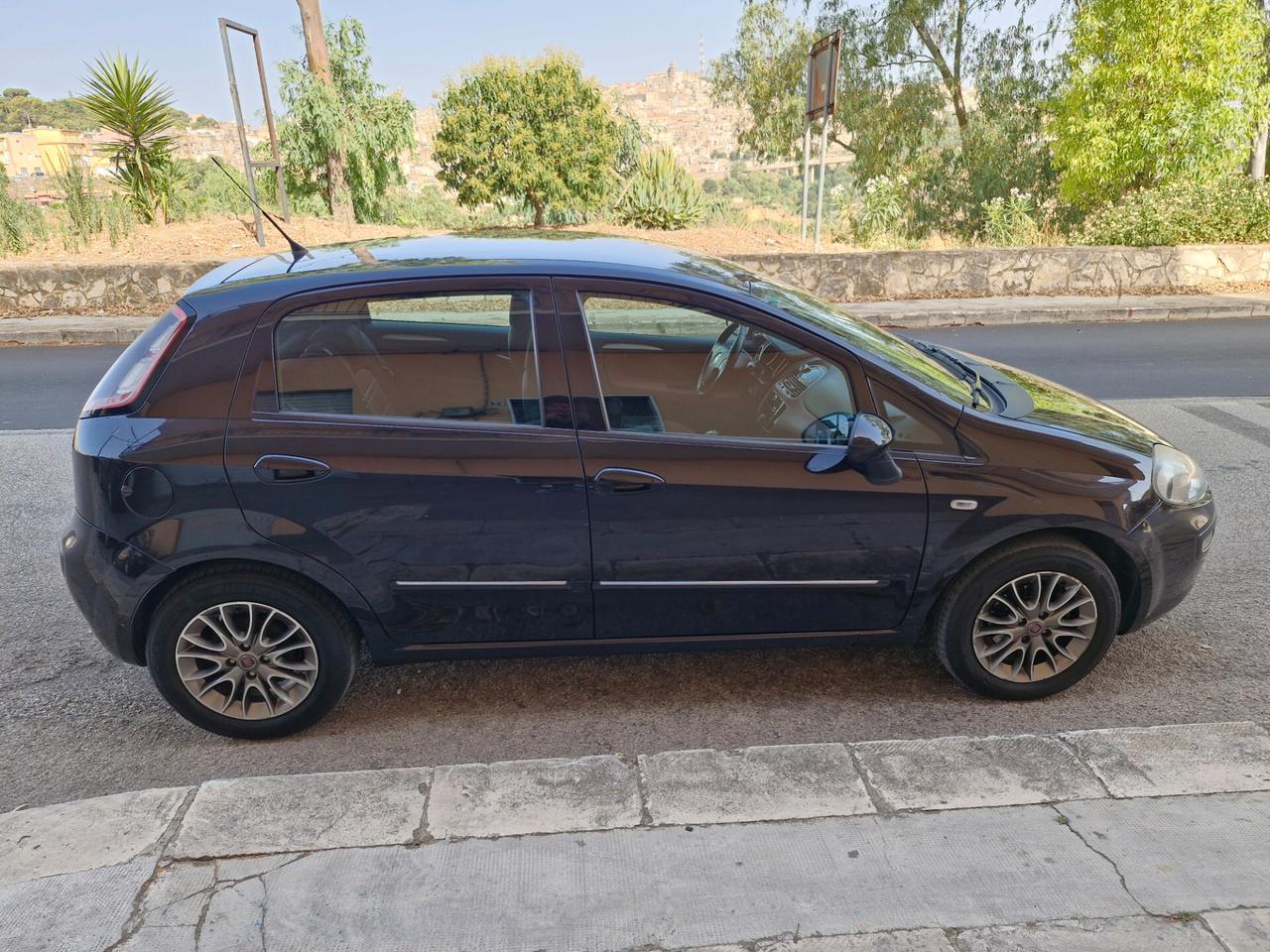 Fiat Punto Evo 1.3 Mjt 75 CV 5 porte Dynamic