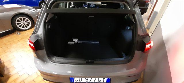 VOLKSWAGEN Golf 1.0 eTSI EVO DSG Life MHEV