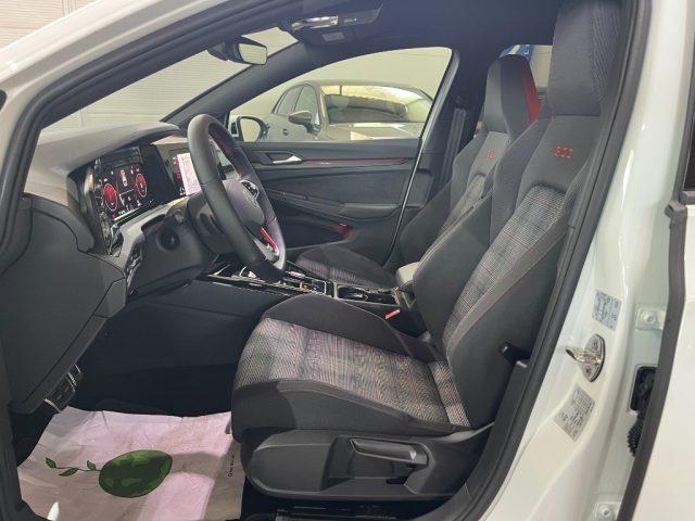 VOLKSWAGEN Golf GTI 2.0 TSI DSG GTI LED MATRIX/ "19 R /NAVI/PARK