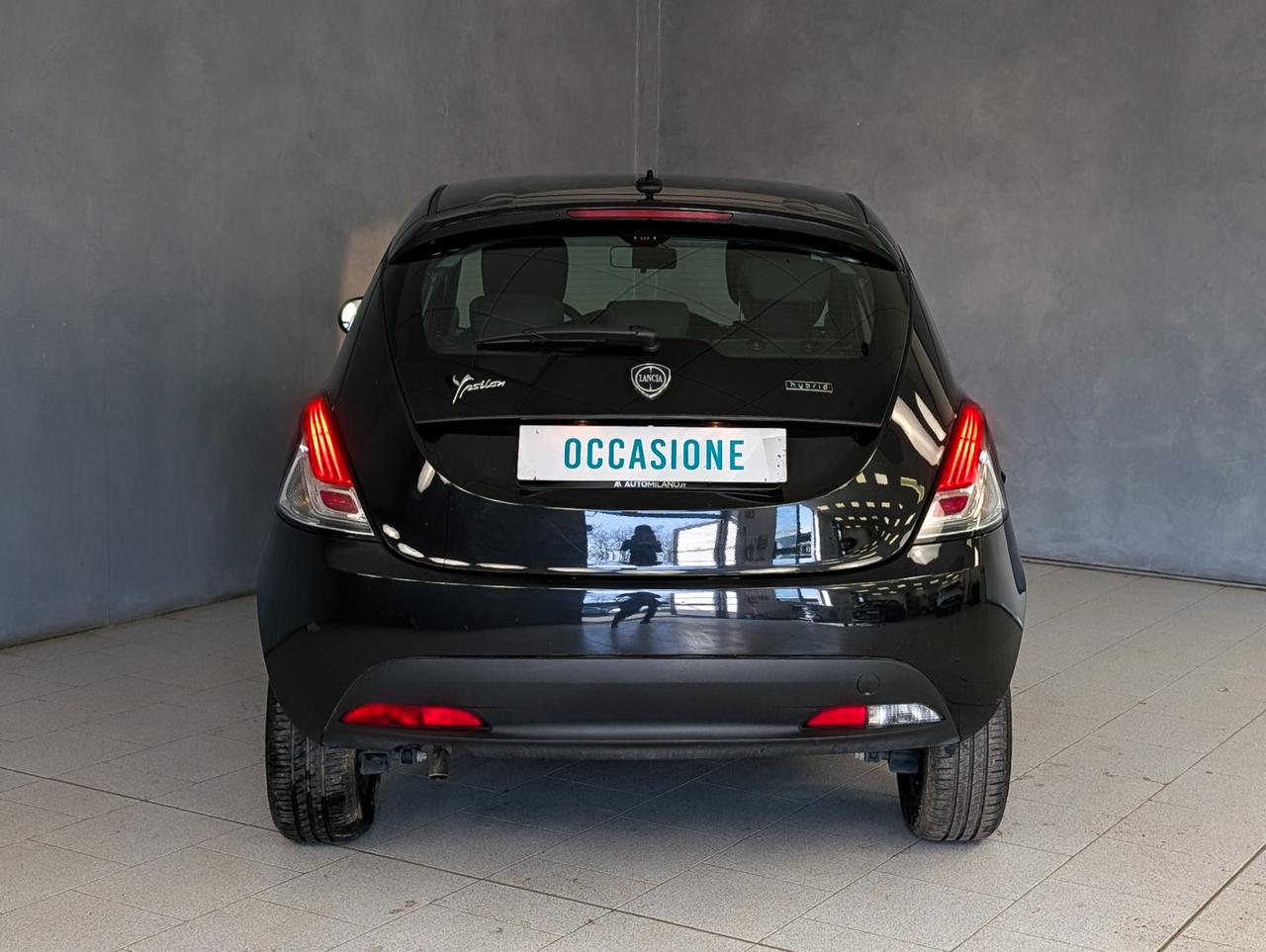 Lancia Ypsilon 1.0 Hybrid 70cv Silver Plus