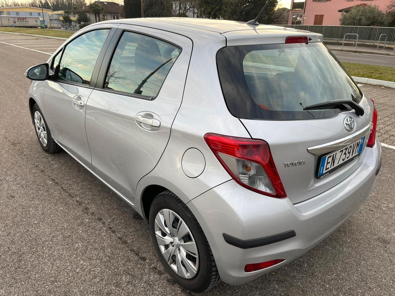 Toyota Yaris 5p 1.0 Lounge