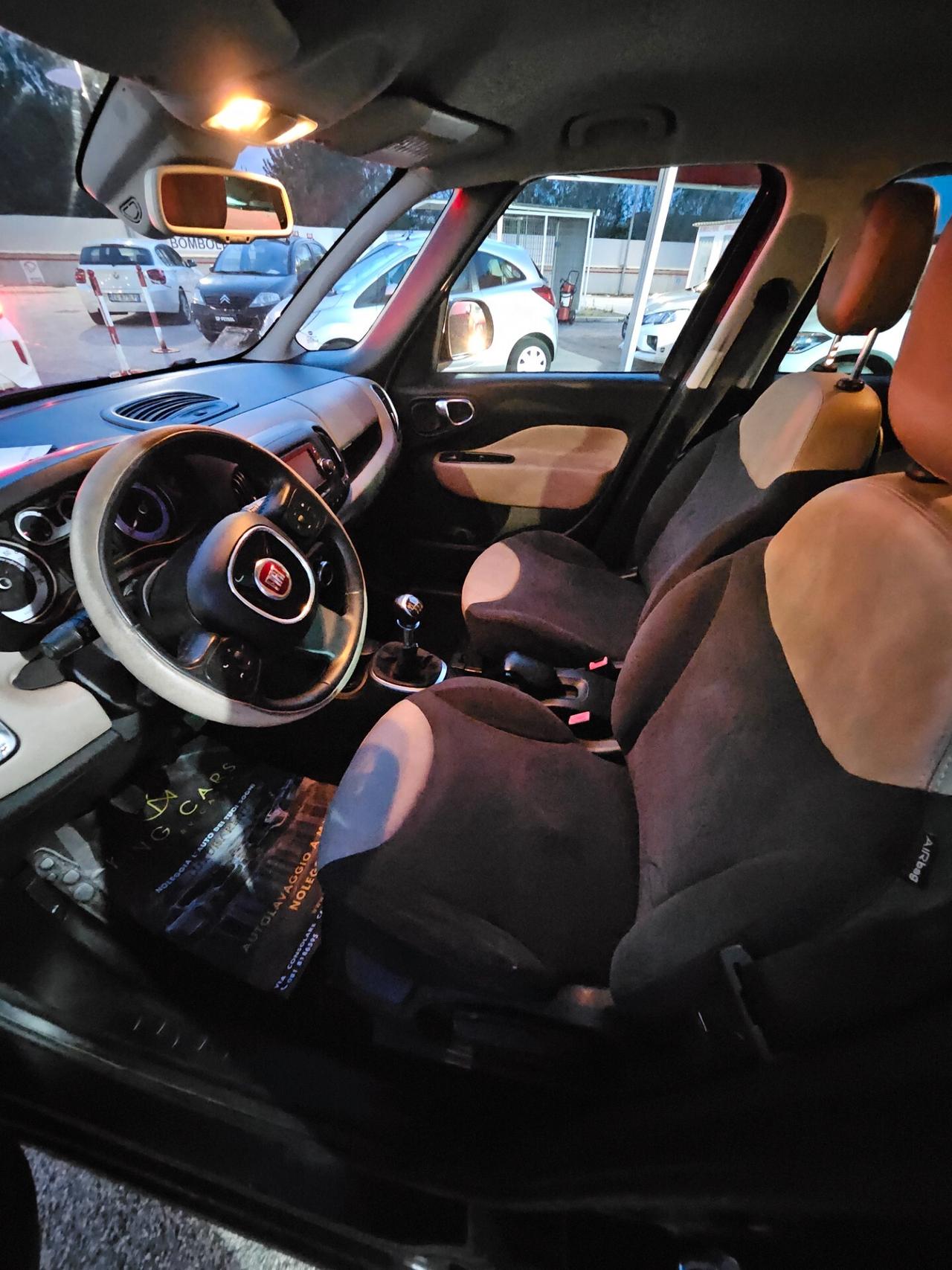 Fiat 500L Living 1.6 Multijet 105 CV Pop Star