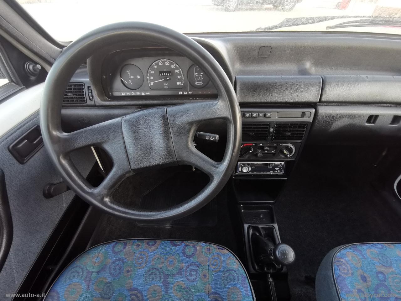 FIAT Uno 1.0 i.e. 5p. Fire