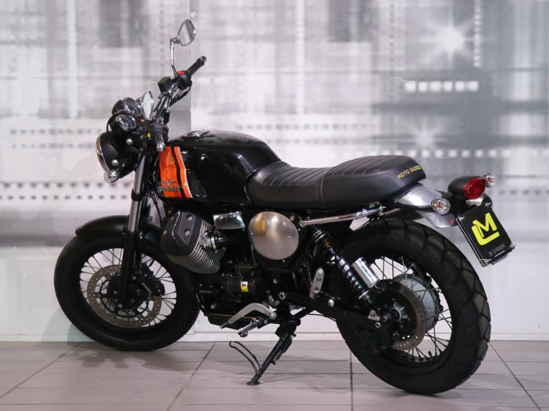 Moto Guzzi V7 II Stornello