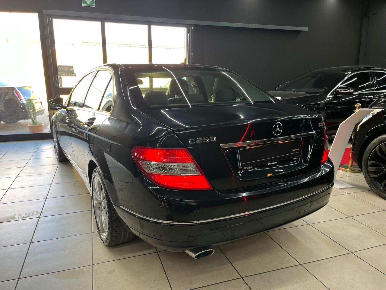 Mercedes-benz C 250 CDI BlueEFFICIENCY Avantgarde