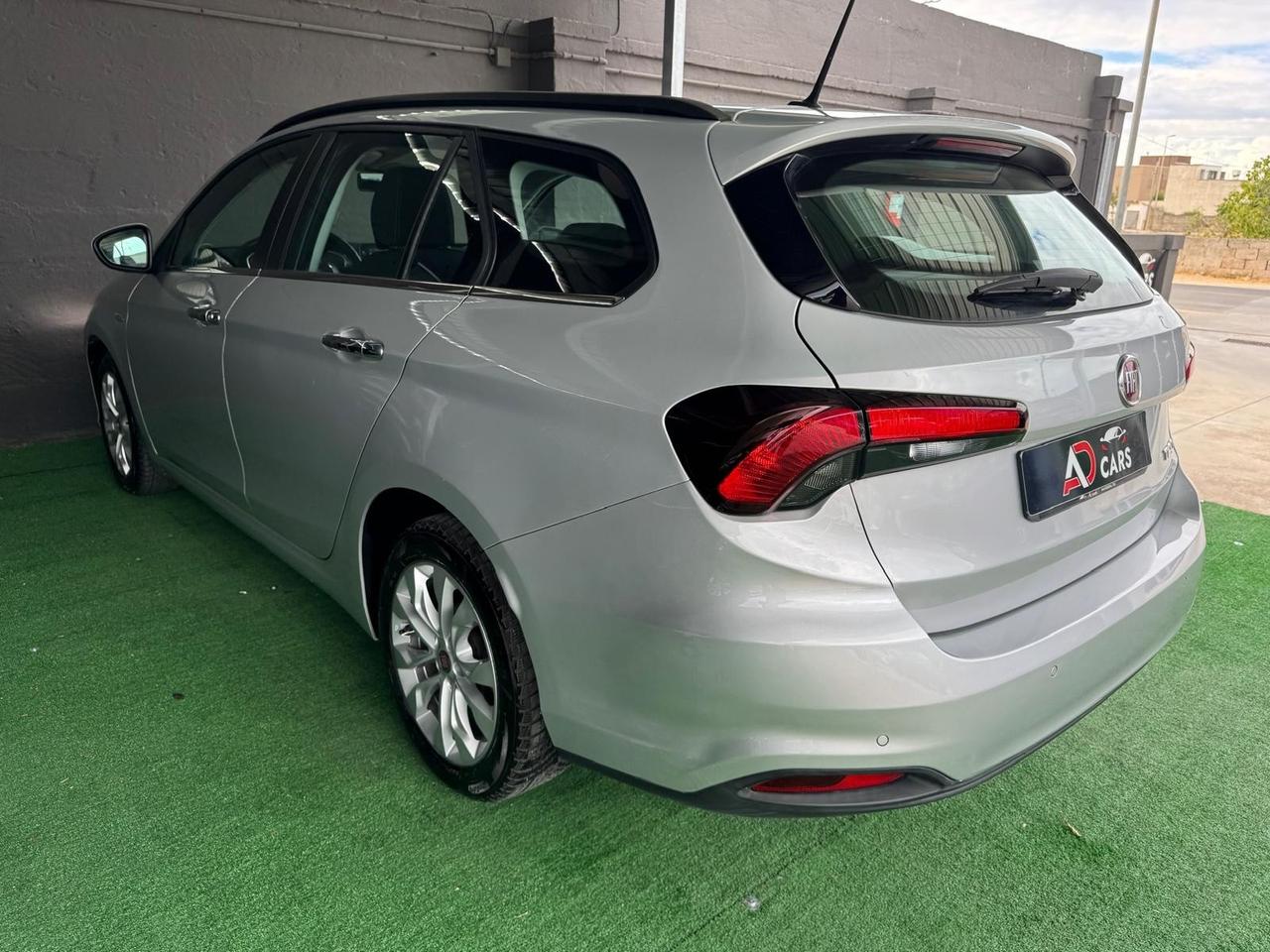 Fiat Tipo 1.6 Mjt S&S SW Lounge