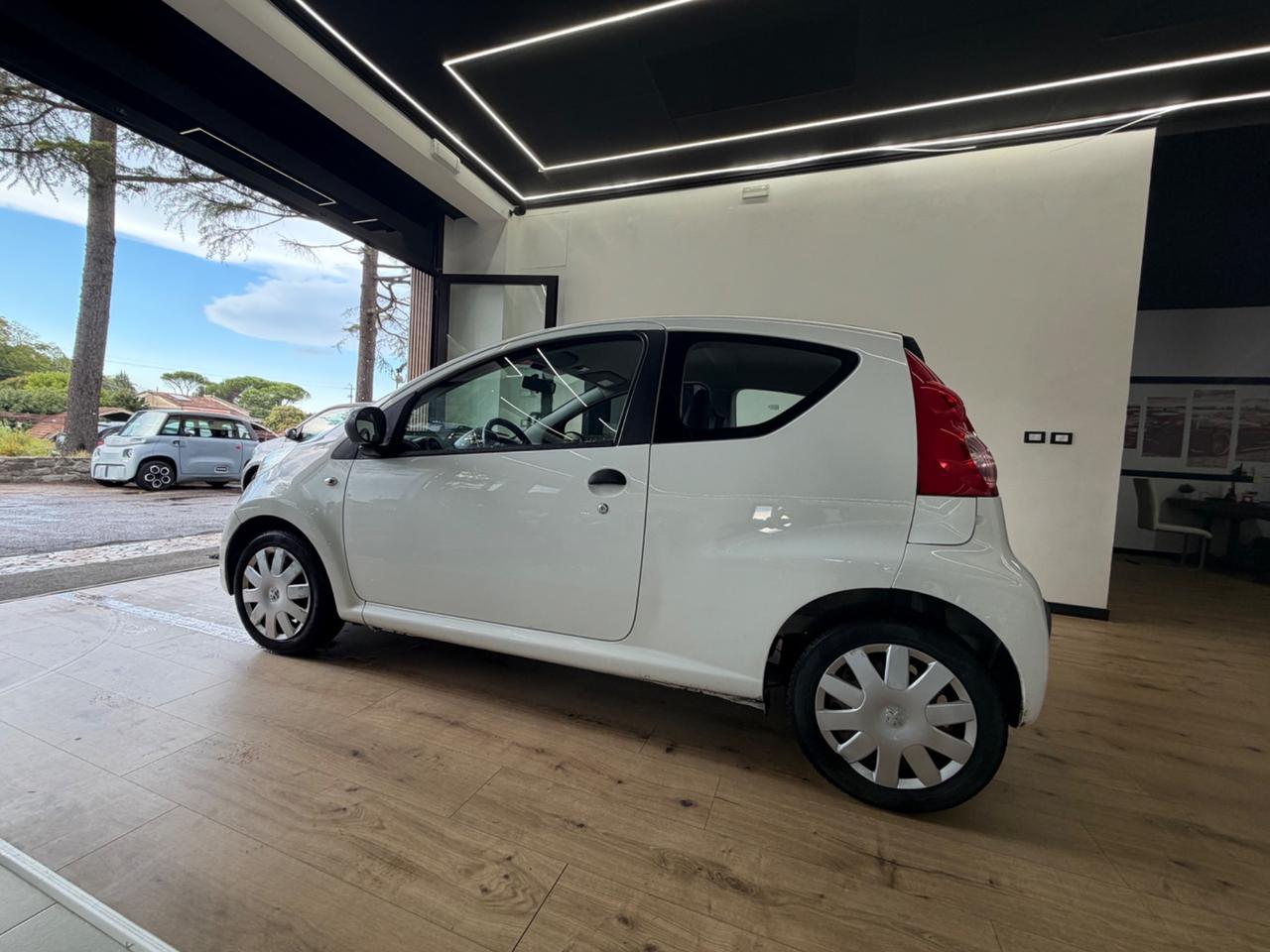 Peugeot 107 1.0 68CV 3p. Sweet Years