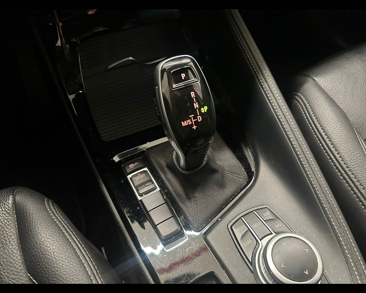 BMW X1 (F48) - X1 sDrive18d xLine