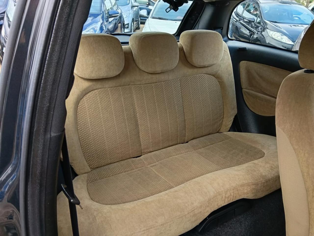 Lancia Ypsilon 1.3 Multijet Oro km119000