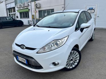 Ford Fiesta 1.2benz 2009 113.000km perfetta per neopatentati