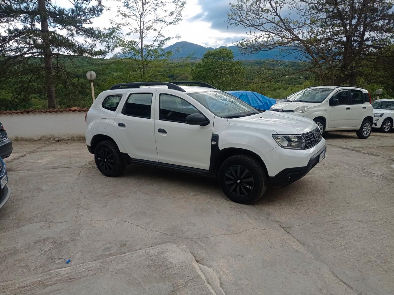 Dacia Duster 1.6 SCe GPL 4x2 Essential