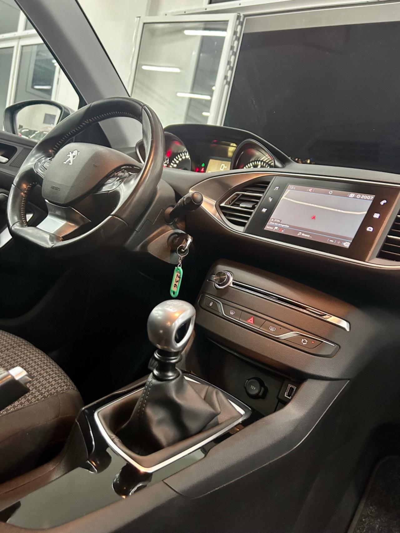 Peugeot 308 BlueHDi 130 S&S Allure FINANZIABILE