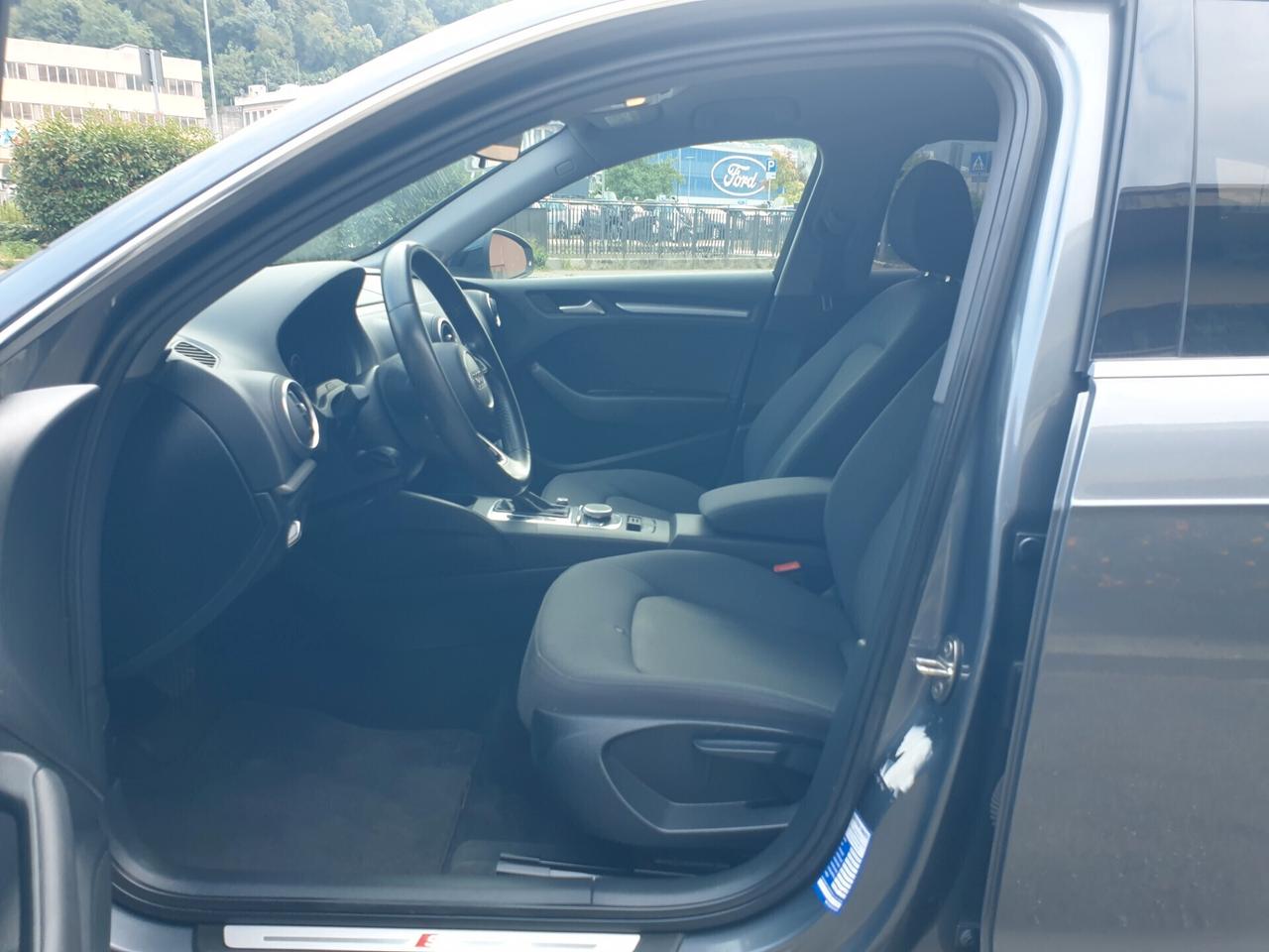 Audi A3 SPB 30 TDI S LINEA