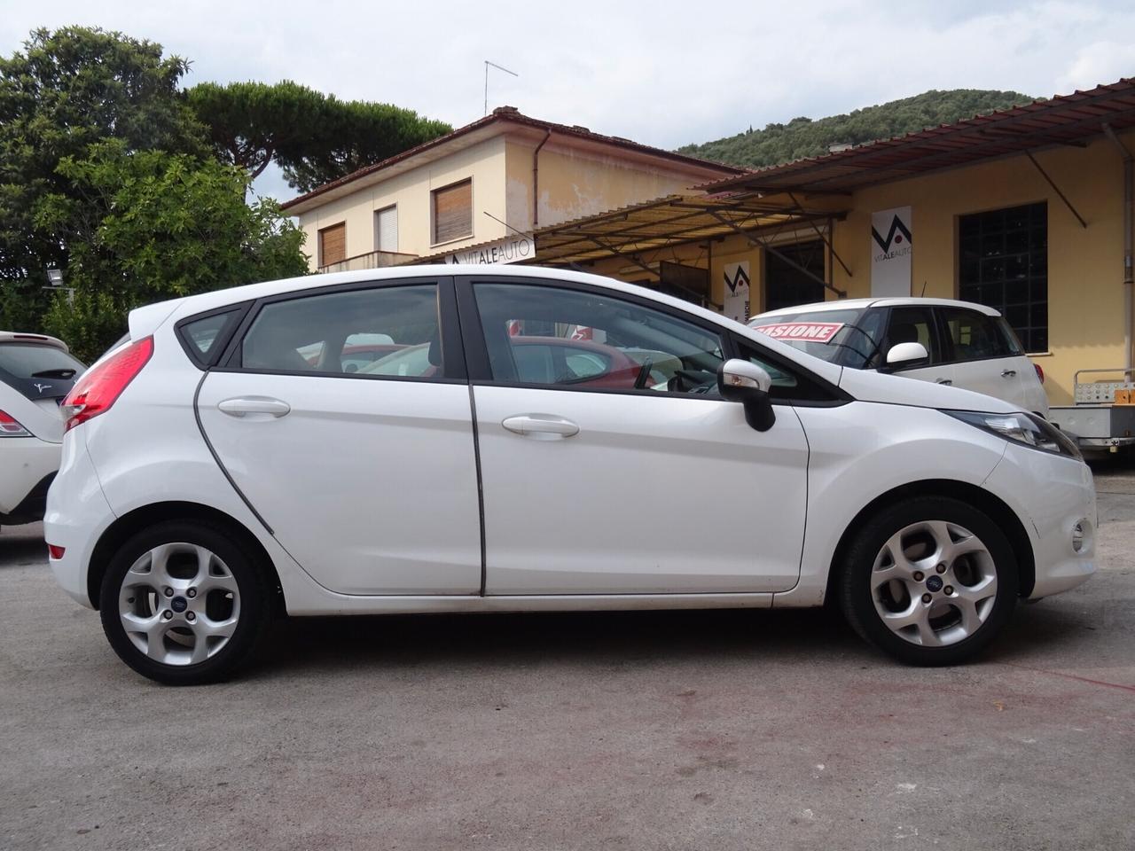 Ford Fiesta 1.2 82 CV 5pTitanium ((KM 21830))