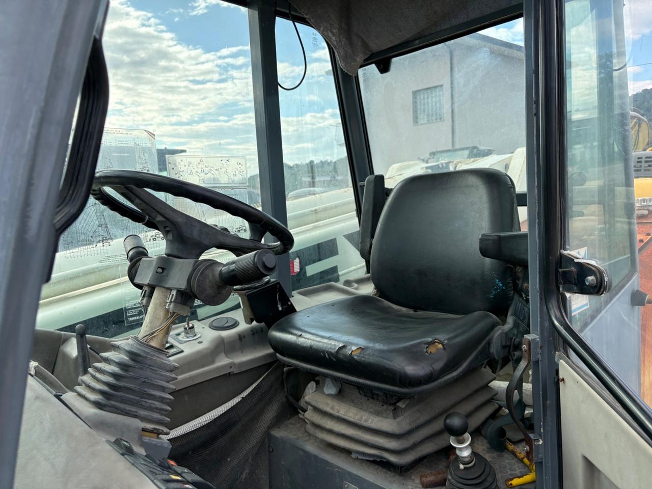 Telescopico Terex 3514