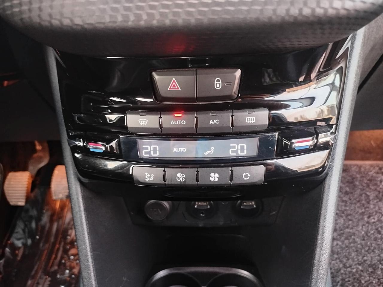 Peugeot 2008 1.6 e-HDi 115 CV Stop&Start Allure