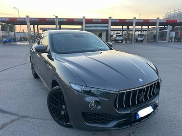 Maserati Levante V6 430 CV S AWD Granlusso