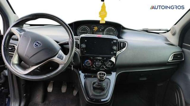 Lancia Ypsilon 1.0 FireFly Hybrid Gold