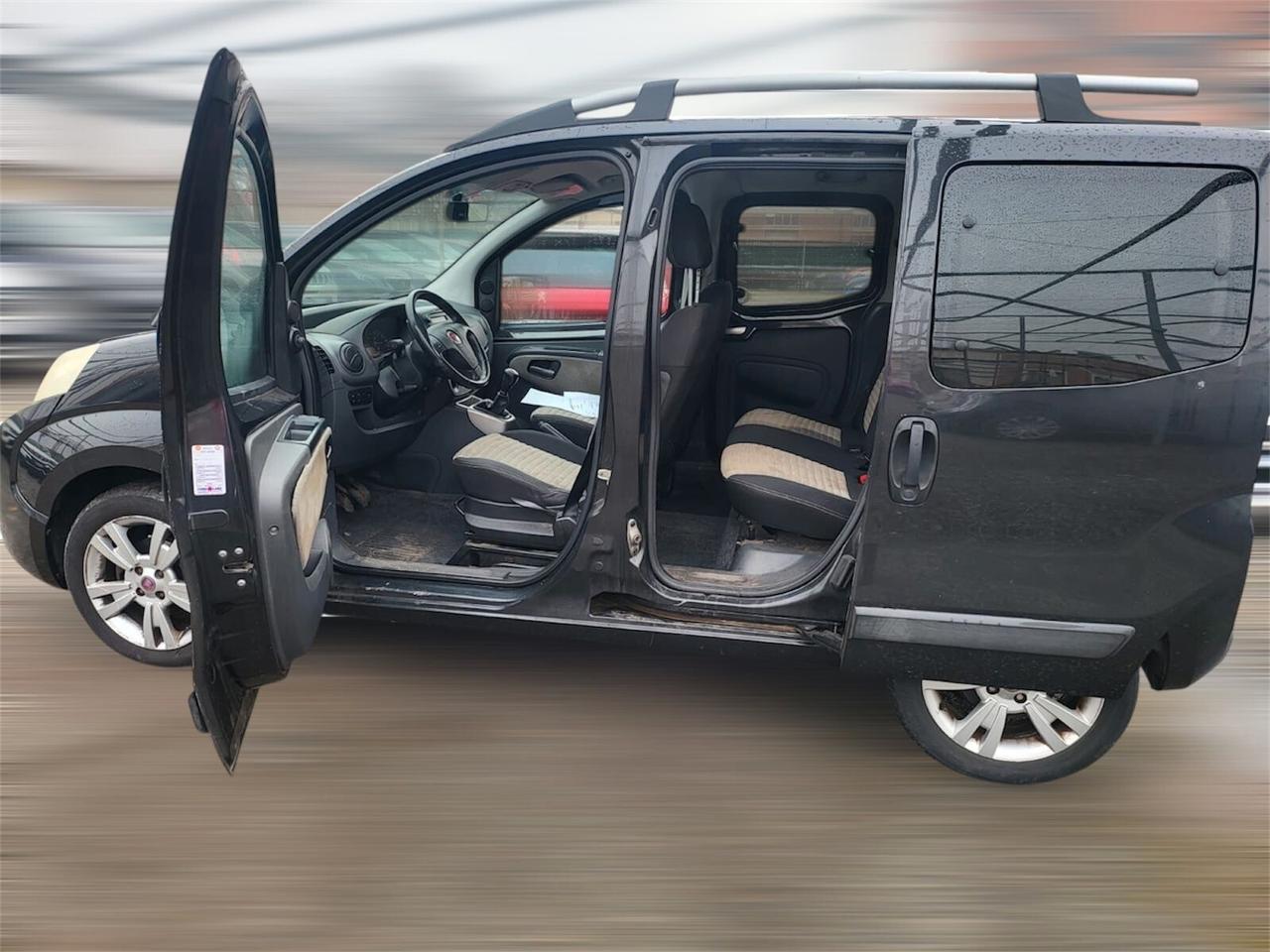 Fiat Qubo 1.3 MJT 75 CV Trekking