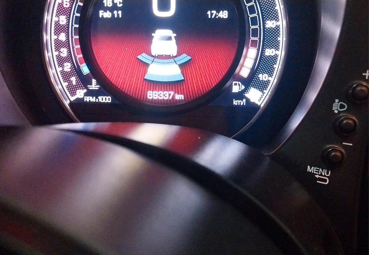 Abarth 595 1.4 Turbo T-Jet 165 CV Scorpioneoro