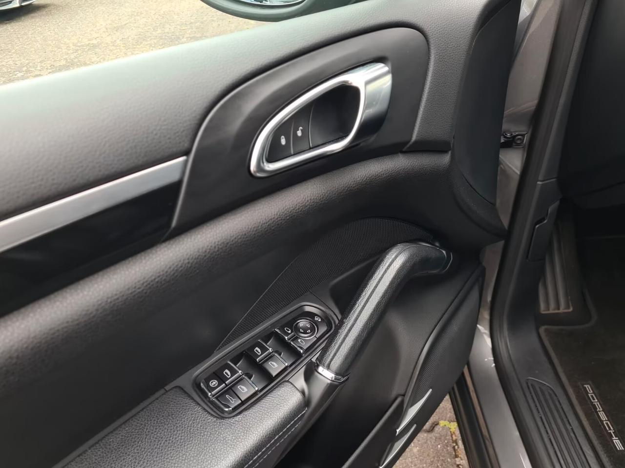 Porsche Cayenne 3.0 Diesel - Libretto Tagliandi Porsche