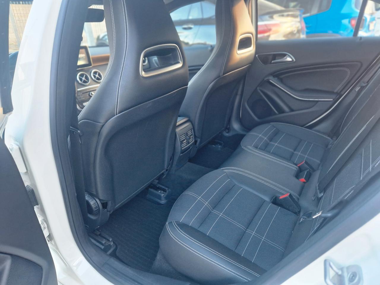 Mercedes-benz A 200 d Premium