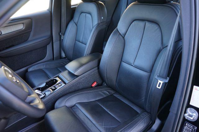 VOLVO XC40 T3 Geartronic Inscription Pari al Nuovo Certificat