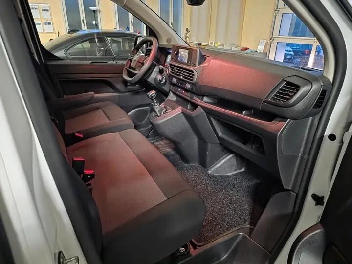 Opel Vivaro 1.5 Diesel 120CV passo lungo xl L3 H1 3000km uniprop