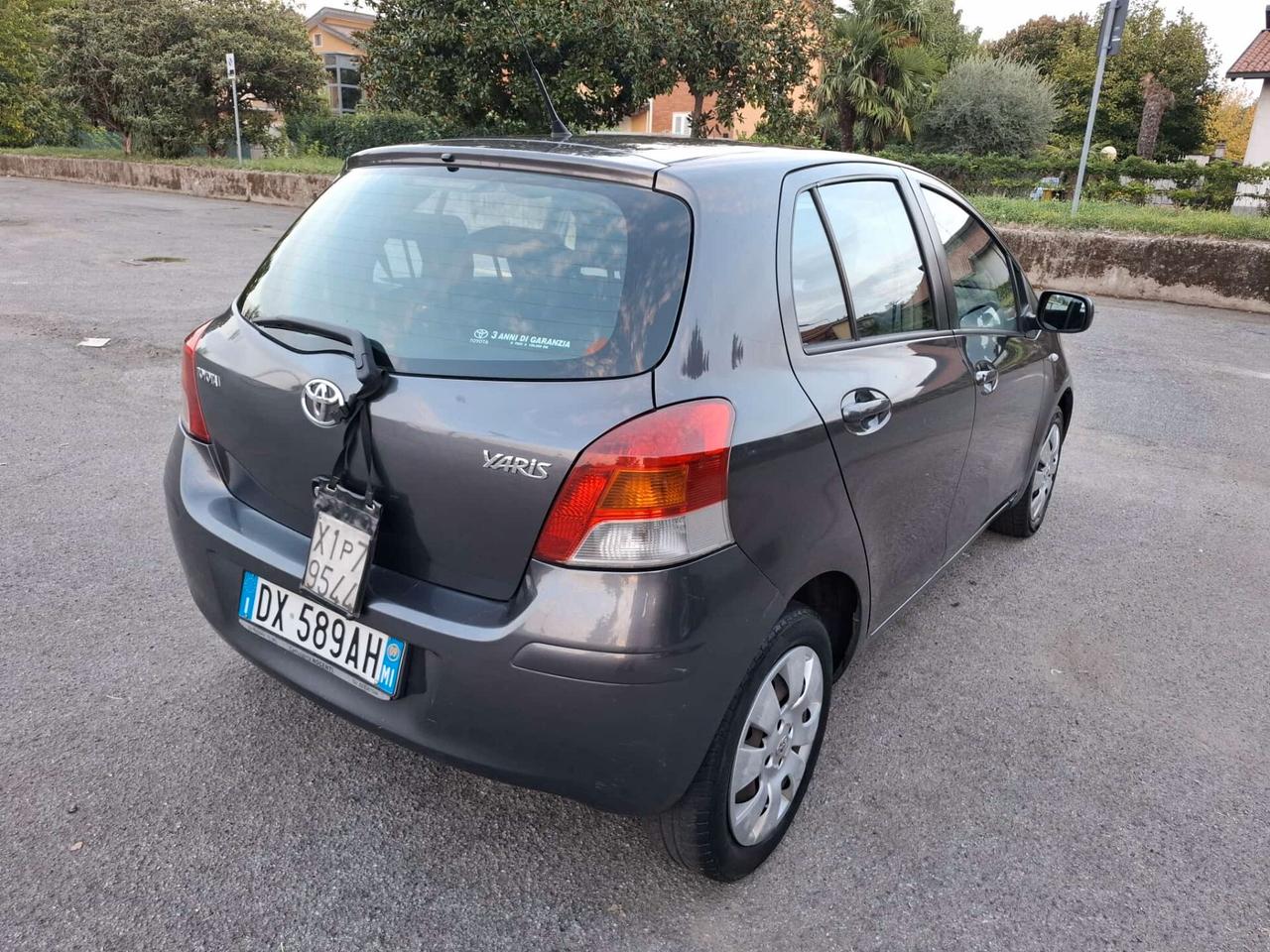 Toyota Yaris 1.0 benzina 5P 2° SERIE LUXURY PACK