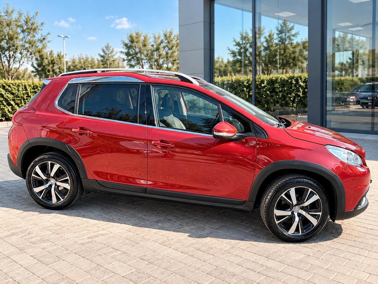 Peugeot 2008 BlueHDi 100 Allure