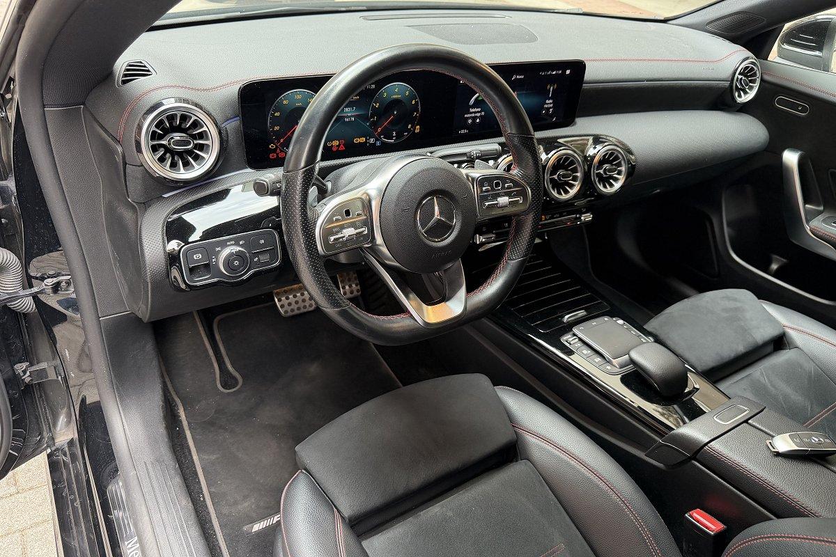 MERCEDES CLA 200 Automatic Shooting Brake Premium
