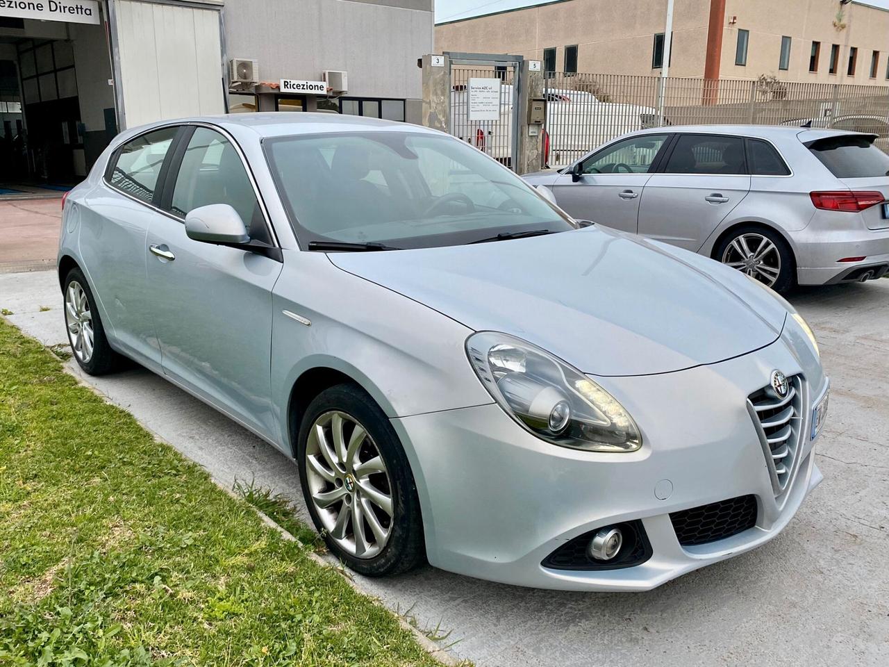 Alfa Romeo Giulietta 1.6 JTDm-2 105 CV Distinctive