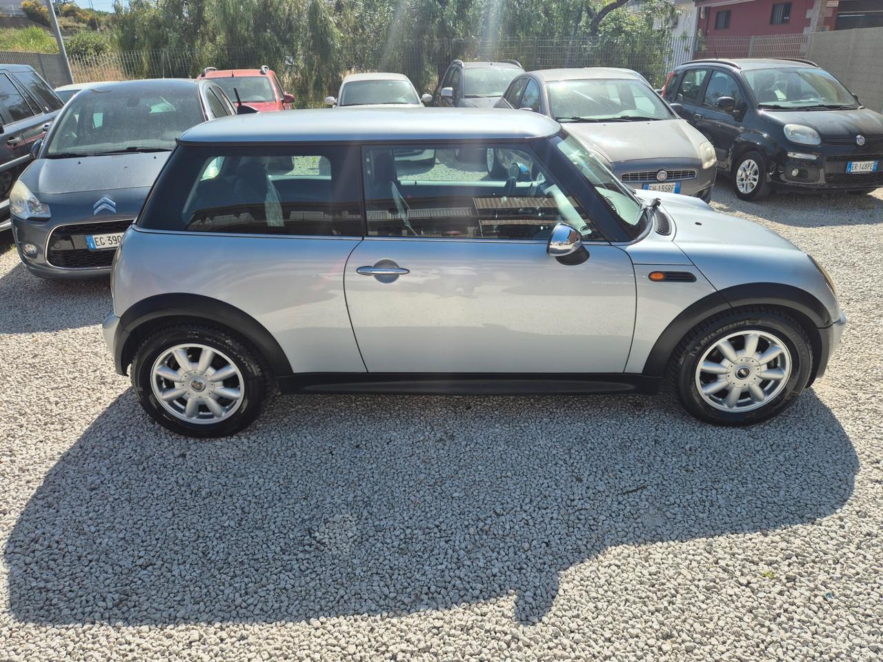 Mini Mini 1.4 tdi One D de luxe