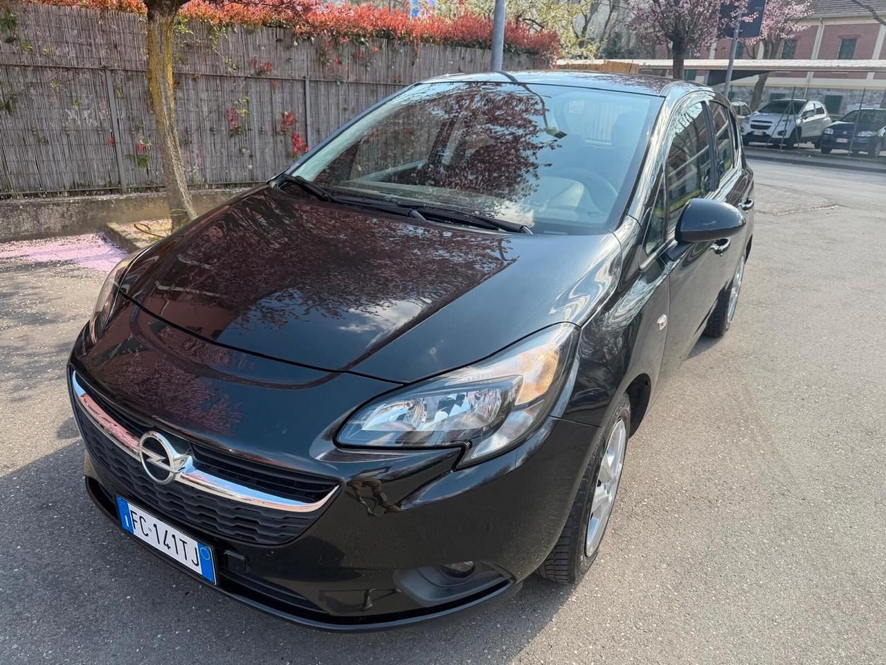 Opel Corsa 1.2 5P. Benzina