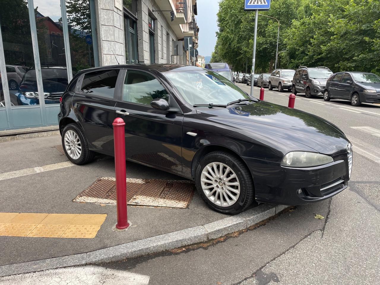 Alfa Romeo 147 1.9 JTD 120cv Murphy&Nye/GARANZIA