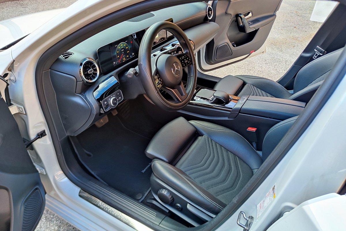 MERCEDES A 180 d Automatic Business Extra