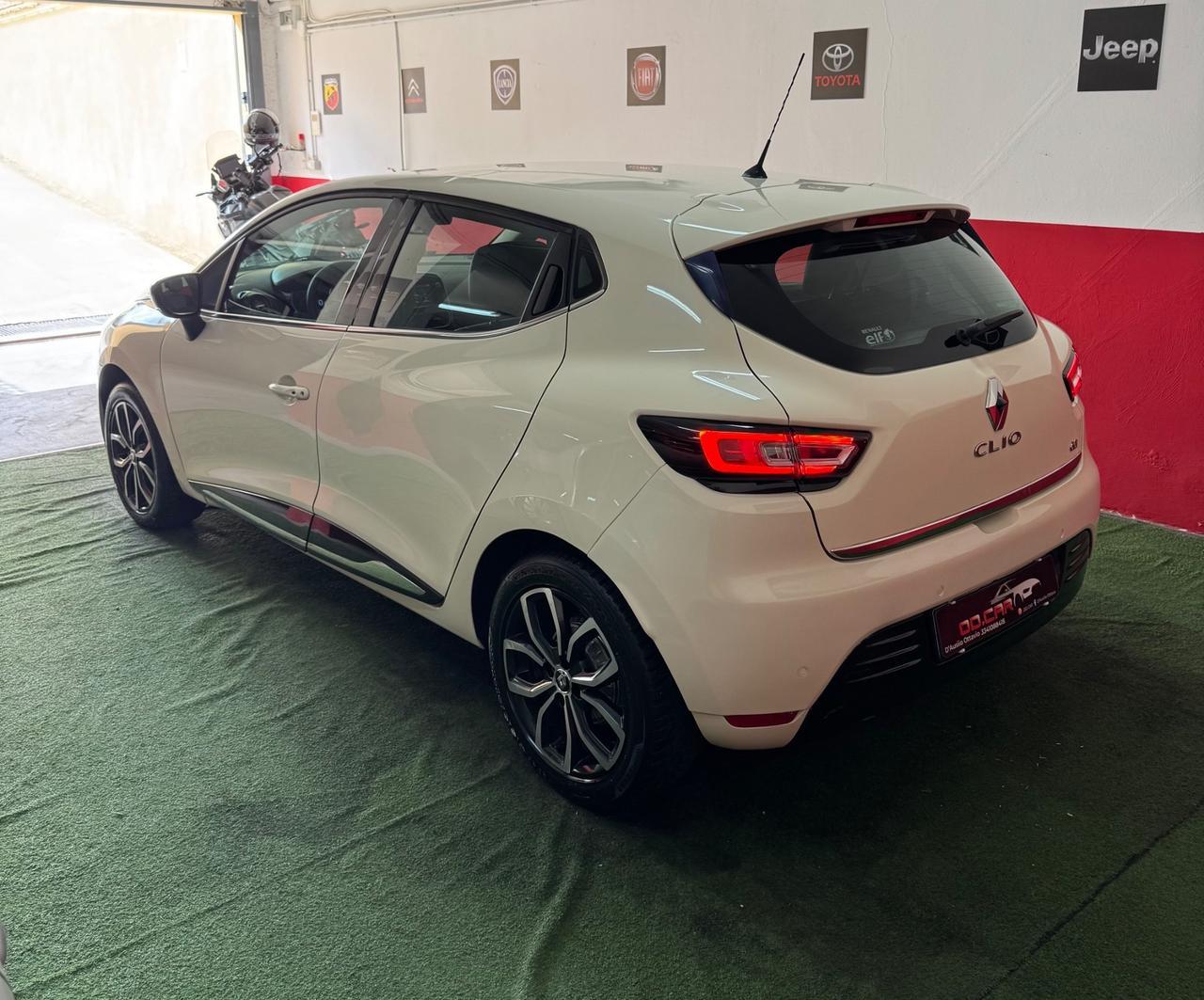 Renault Clio dCi 8V 90CV EDC Start&Stop 5 porte Energy Intens