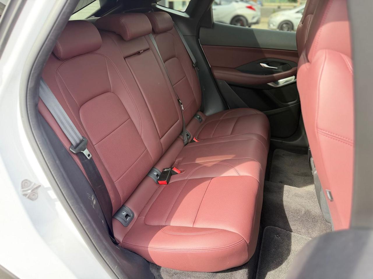 Jaguar E-Pace R-Dynamic P 300e PHEV #10346