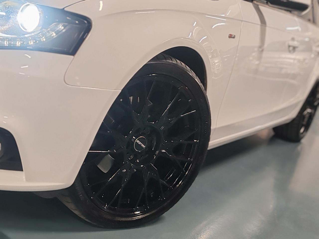 Audi A4 Avant 2.0 TDI 143CV F.AP. S- Line