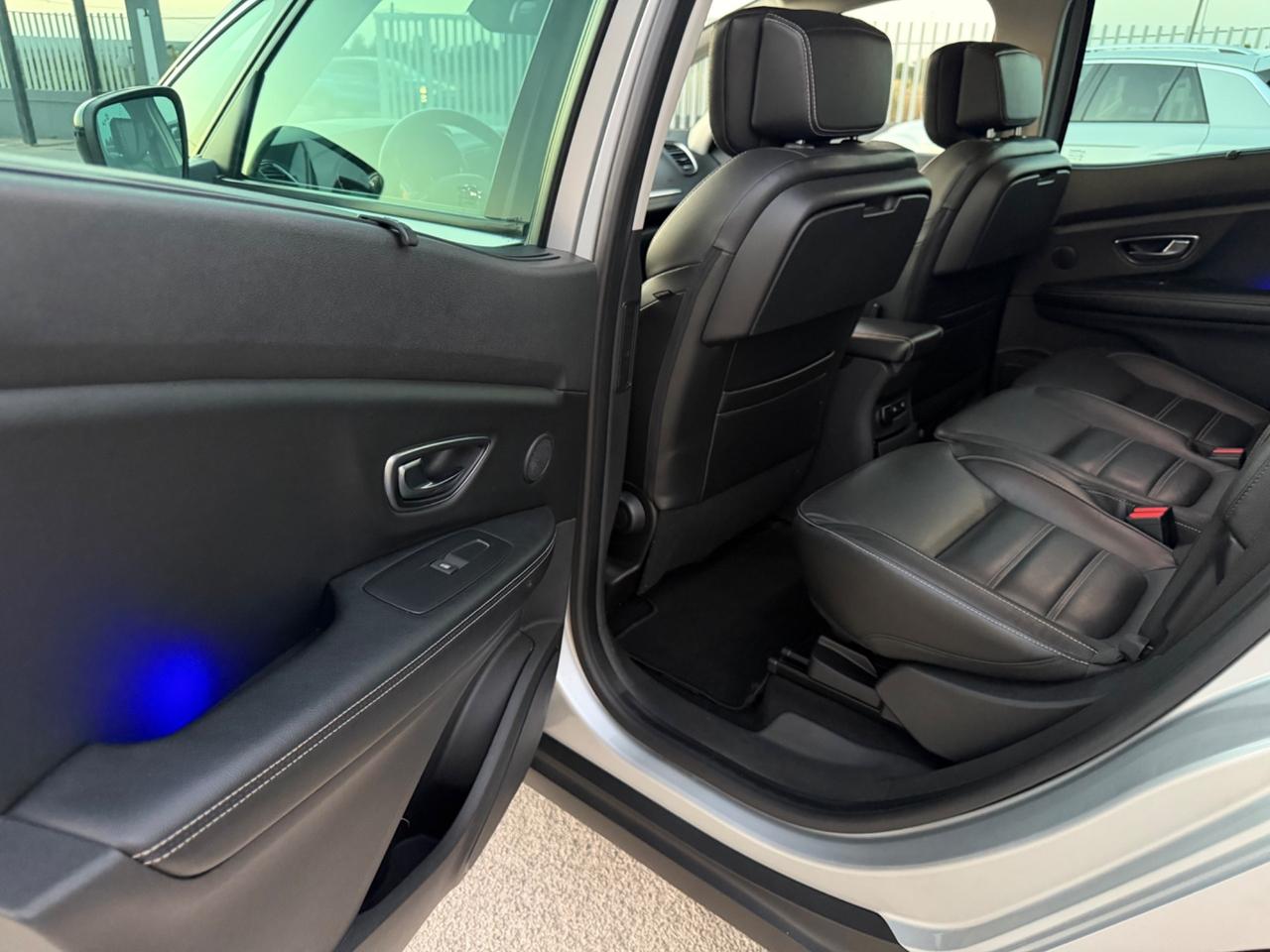 RENAULT SCENIC 1.6 DCI 130 BOSE STRAFUL LED MY17
