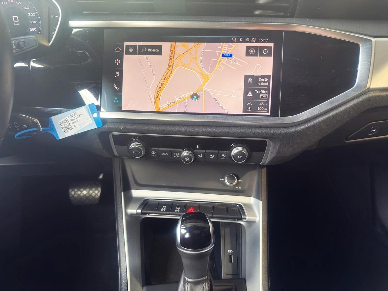 Audi Q3 35 TDI S tronic Business