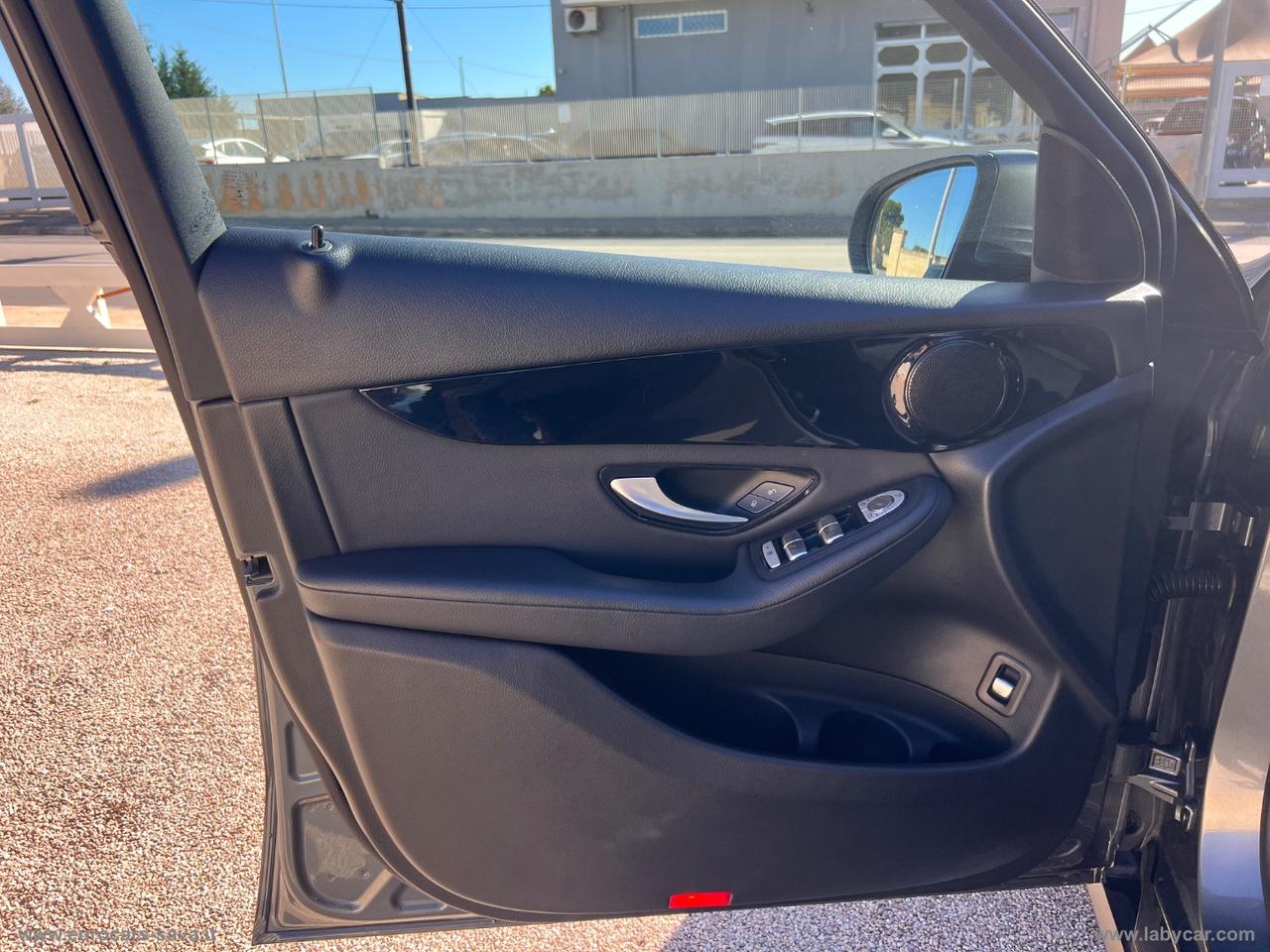 MERCEDES-BENZ GLC 220 d 4Matic Sport