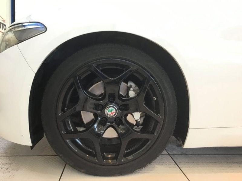 Alfa Romeo Giulia MY19 2.2 T-D 160CV AT8 Super USATO GARANTITO