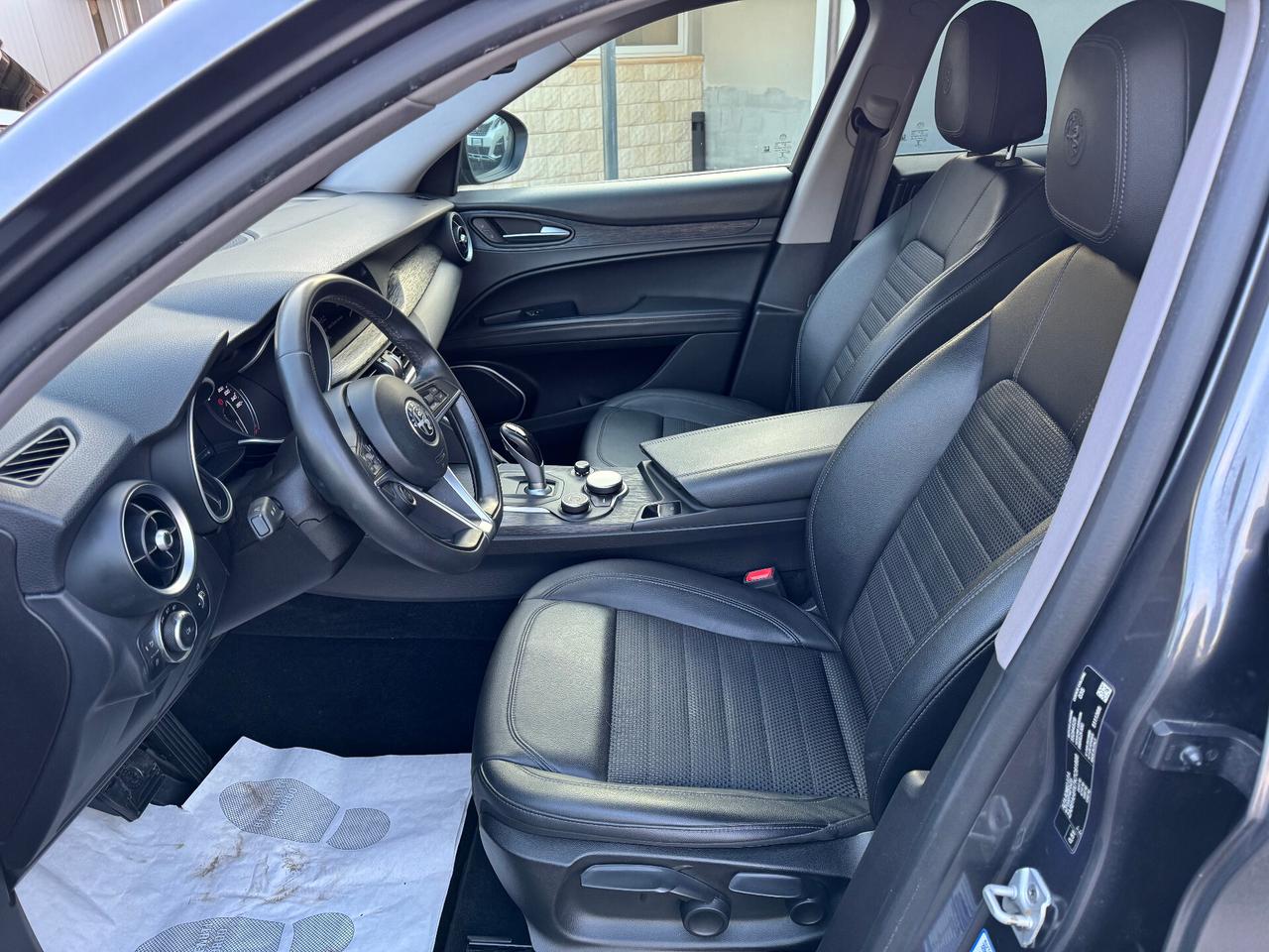 Alfa Romeo Stelvio 2.2 Turbodiesel 210 CV AT8 Q4 Super