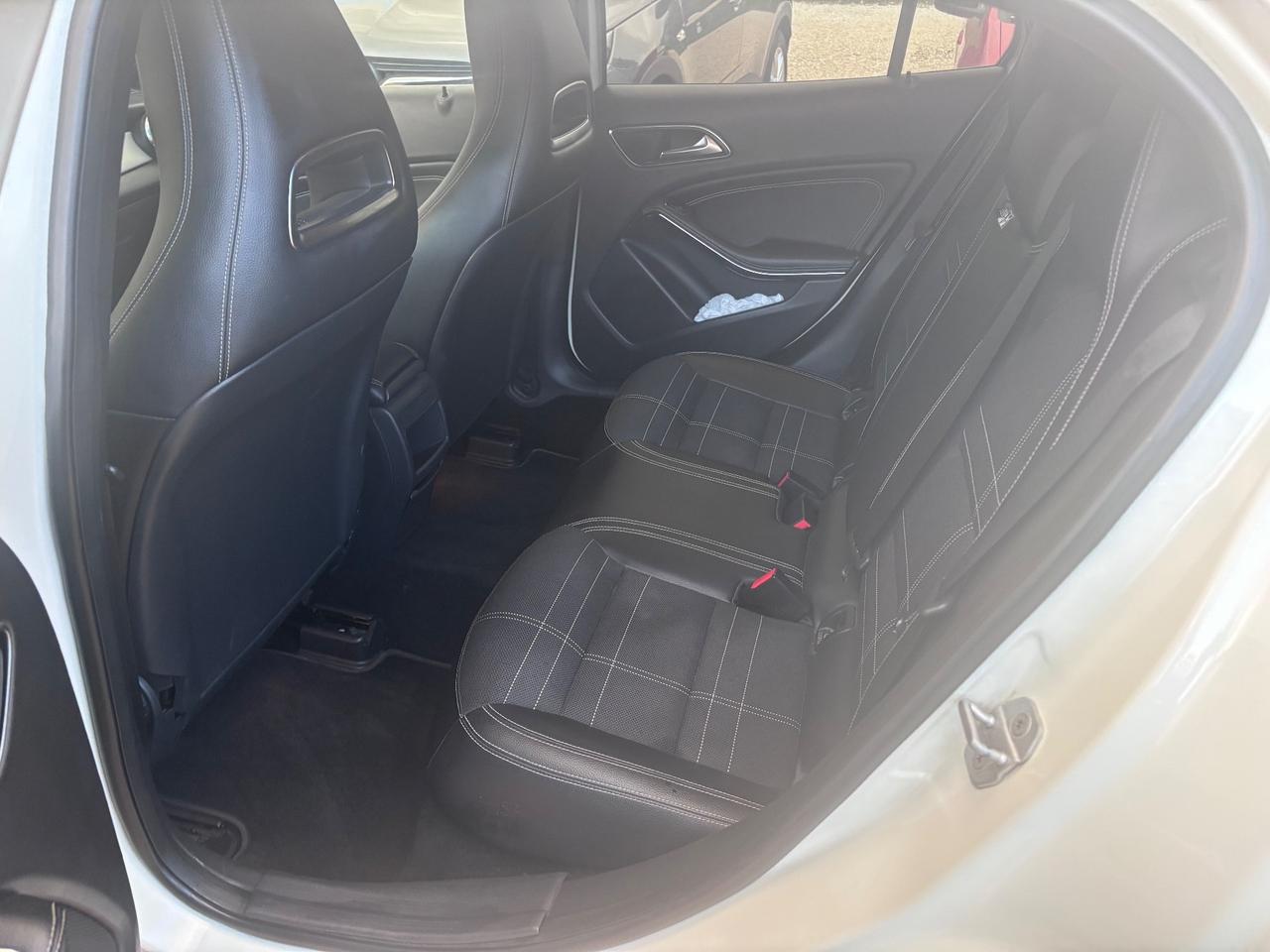 Mercedes-benz GLA 200 CDI Automatic 4Matic Executive